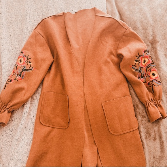 Tan brown boho embroidered bell sleeve pocket front coat - Picture 1 of 5